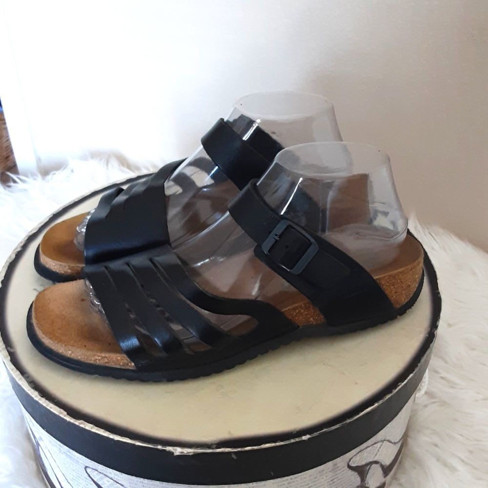 Mephisto Black Leather Sandal